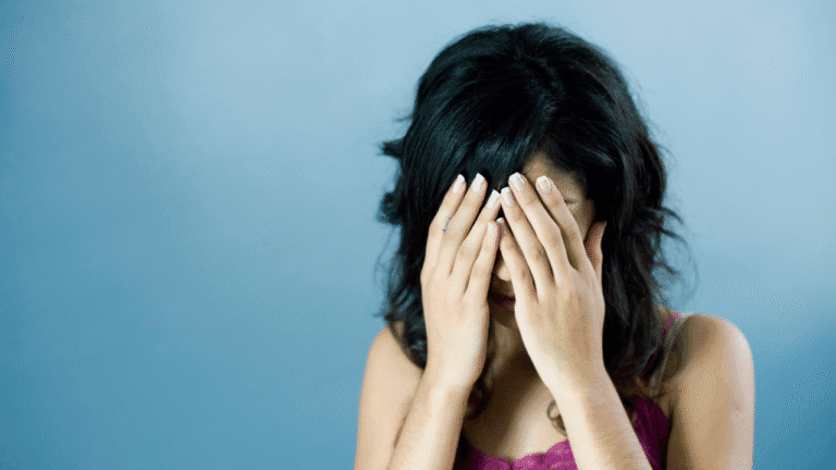 Las 5 cosas que haces en secreto cuando tienes ansiedad